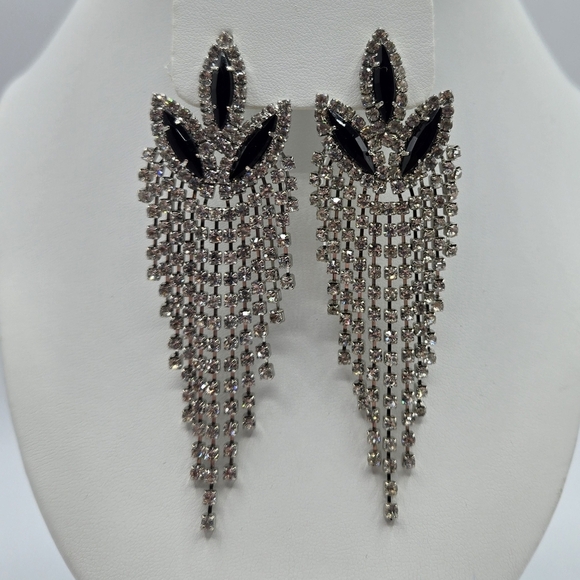 Charming Charlie Crystal Silver Chandelier Earrings - Picture 1 of 4